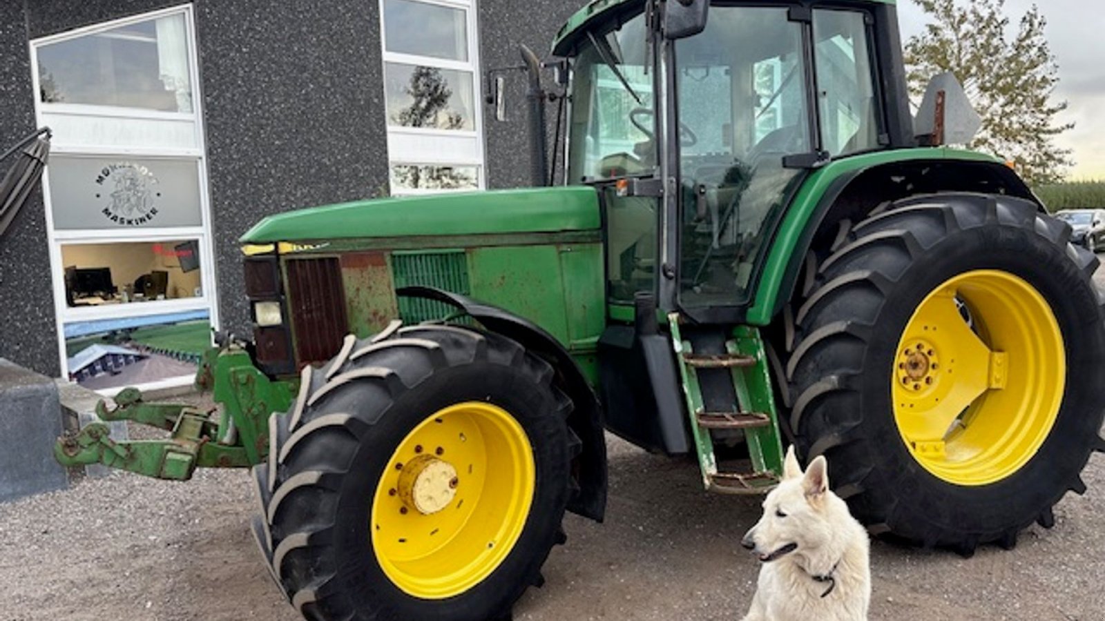 Traktor typu John Deere 6610 m/Frontlift PQ GEAR, Gebrauchtmaschine v Dronninglund (Obrázek 1)