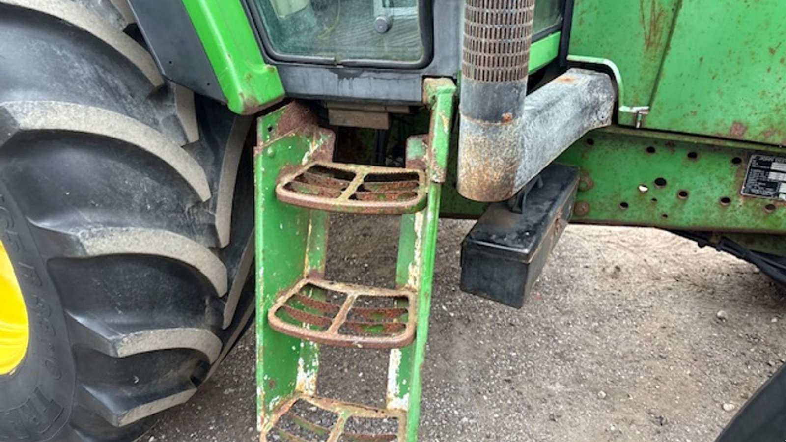 Traktor des Typs John Deere 6610 m/Frontlift PQ GEAR, Gebrauchtmaschine in Dronninglund (Bild 8)