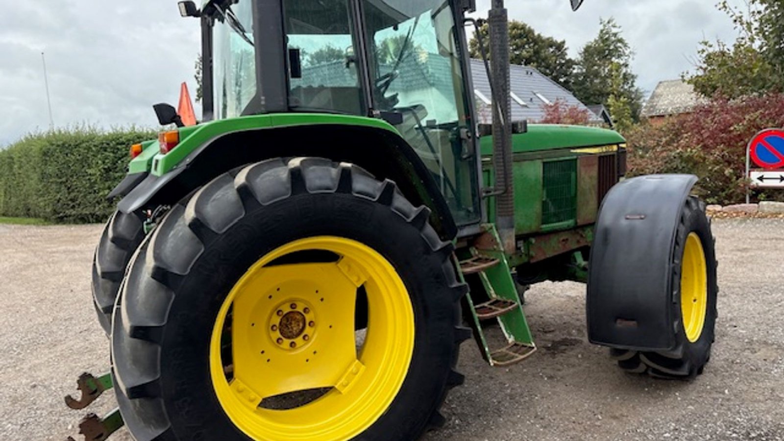 Traktor des Typs John Deere 6610 m/Frontlift PQ GEAR, Gebrauchtmaschine in Dronninglund (Bild 9)