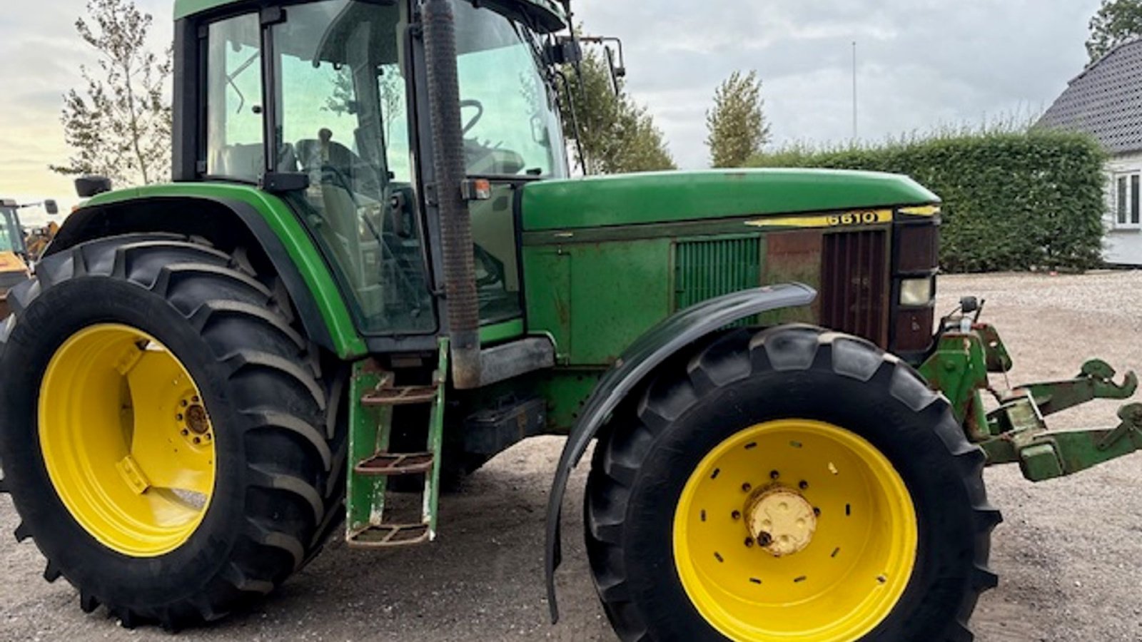 Traktor des Typs John Deere 6610 m/Frontlift PQ GEAR, Gebrauchtmaschine in Dronninglund (Bild 5)