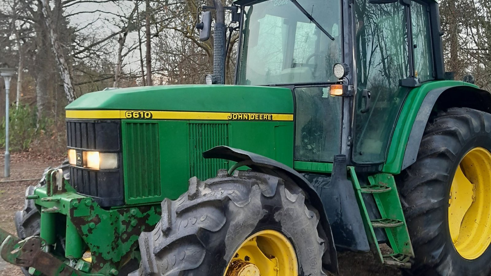 Traktor za tip John Deere 6610 m/Frontlift, Gebrauchtmaschine u Horslunde (Slika 1)