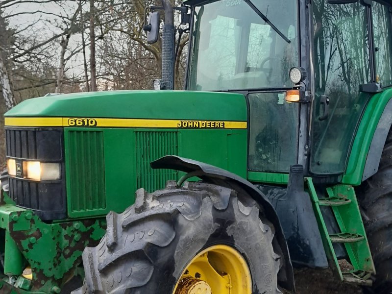 Traktor des Typs John Deere 6610 m/Frontlift, Gebrauchtmaschine in Horslunde (Bild 1)