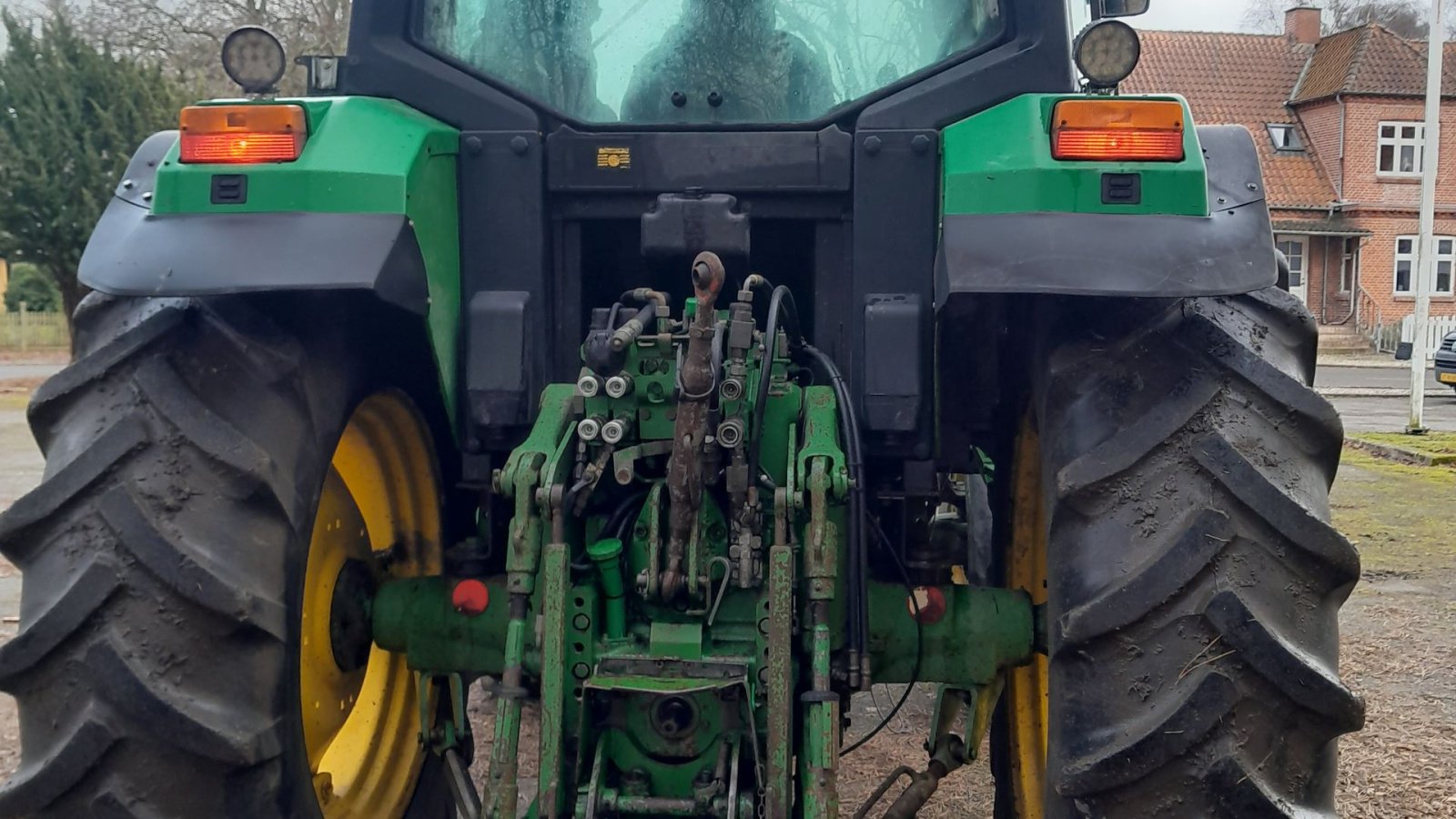 Traktor za tip John Deere 6610 m/Frontlift, Gebrauchtmaschine u Horslunde (Slika 2)