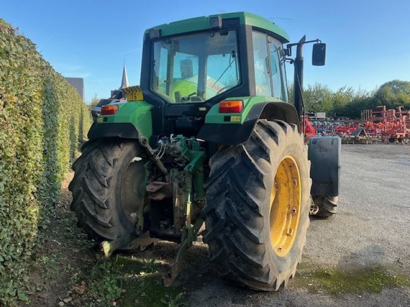 Traktor a típus John Deere 6610, Gebrauchtmaschine ekkor: les hayons (Kép 3)