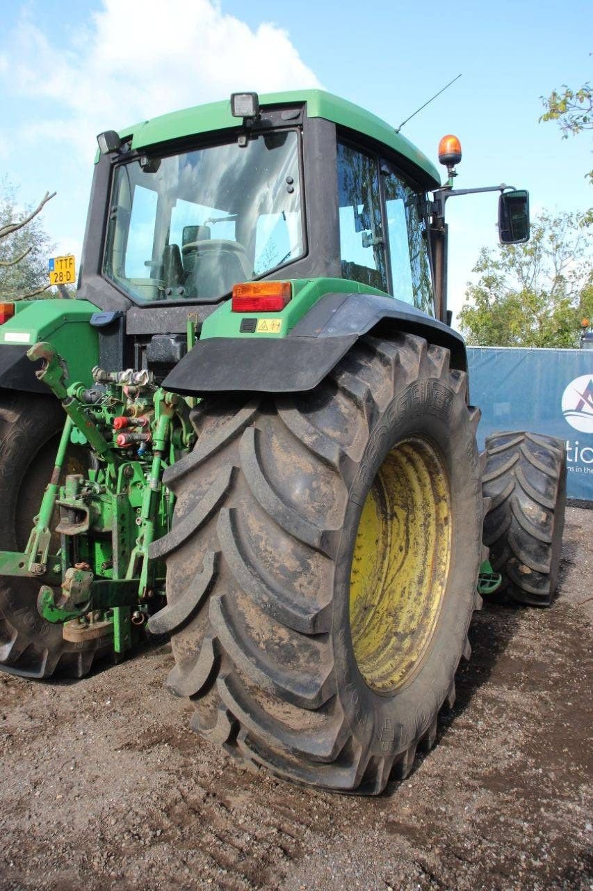 Traktor des Typs John Deere 6610, Gebrauchtmaschine in Antwerpen (Bild 5)