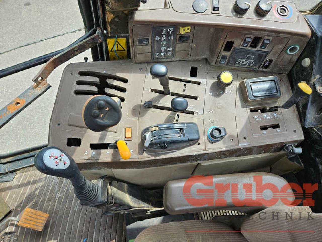 Traktor of the type John Deere 6610, Gebrauchtmaschine in Ampfing (Picture 13)