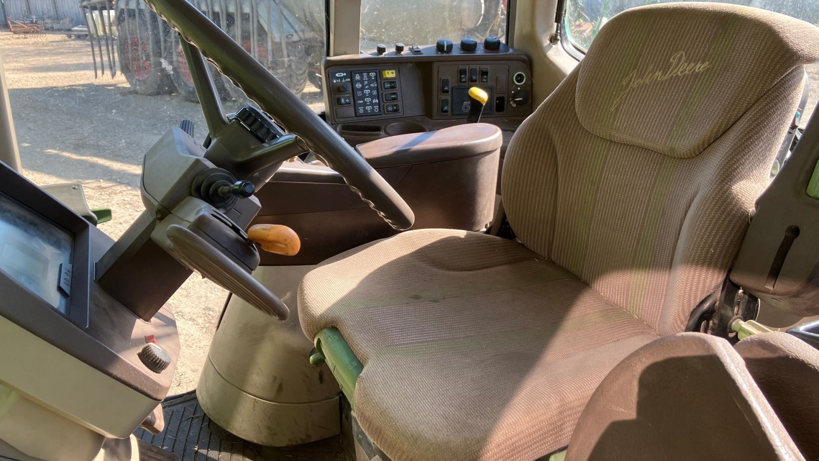 Traktor типа John Deere 6620 Autopower, Gebrauchtmaschine в Aulum (Фотография 5)