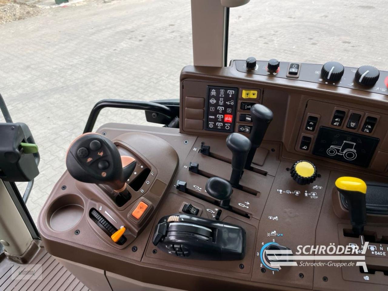 Traktor du type John Deere 6620 AUTOQUAD, Gebrauchtmaschine en Wildeshausen (Photo 14)