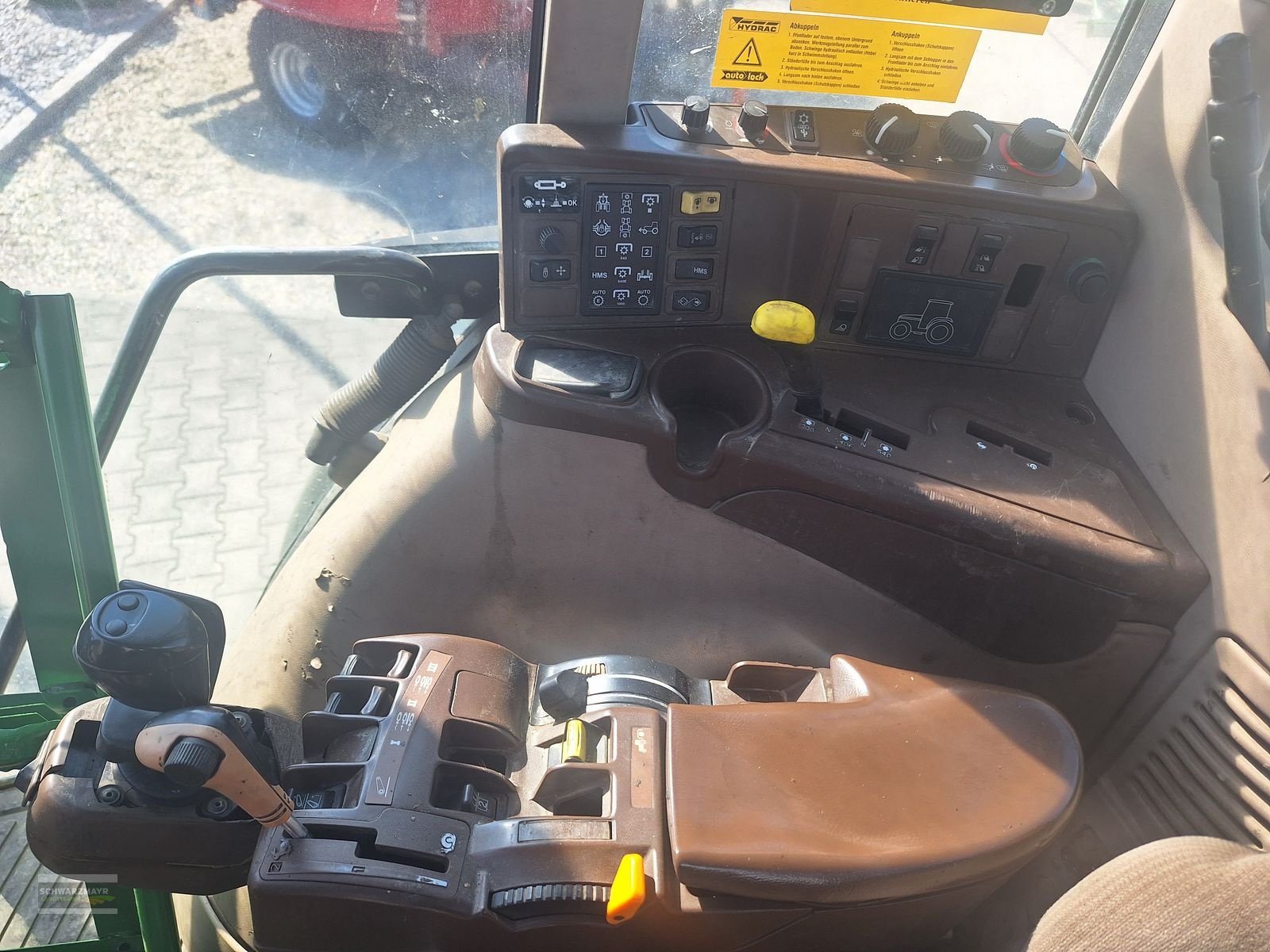 Traktor от тип John Deere 6620 Premium, Gebrauchtmaschine в Gampern (Снимка 15)