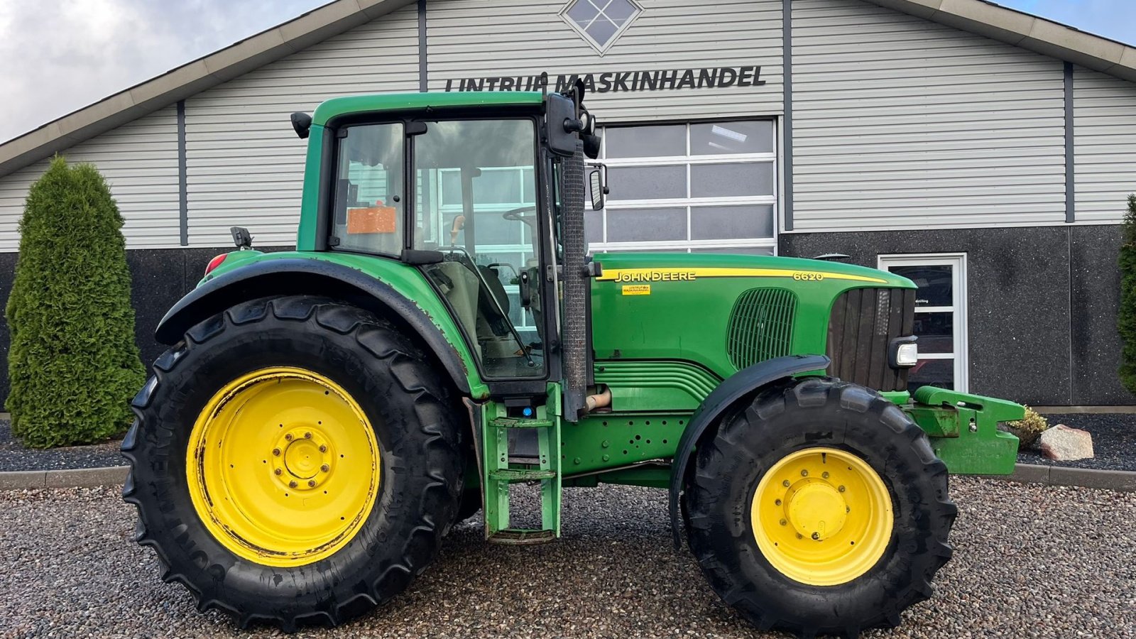 Traktor typu John Deere 6620 TLS PowerQuad, Gebrauchtmaschine w Lintrup (Zdjęcie 16)