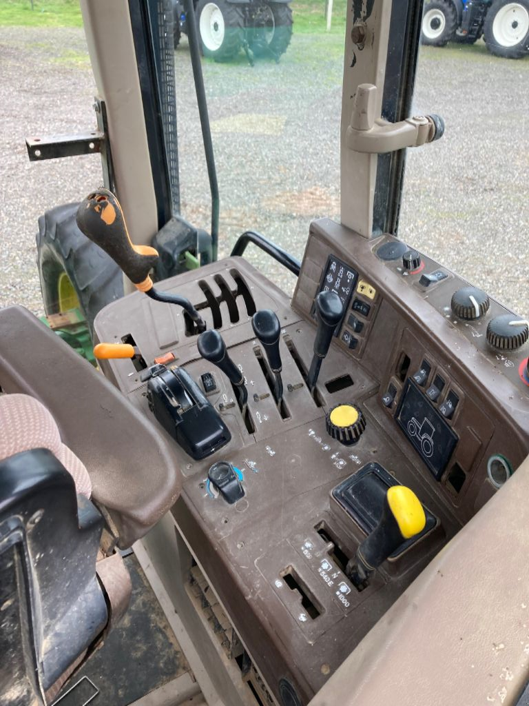 Traktor des Typs John Deere 6620, Gebrauchtmaschine in MORHANGE (Bild 10)