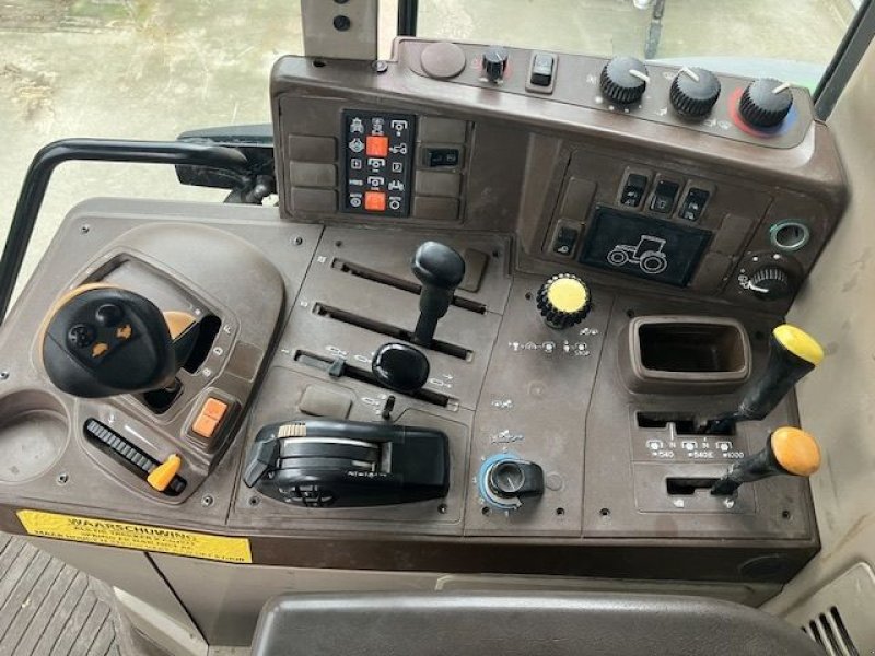 Traktor типа John Deere 6620, Gebrauchtmaschine в St. - Jacobiparochie (Фотография 10)