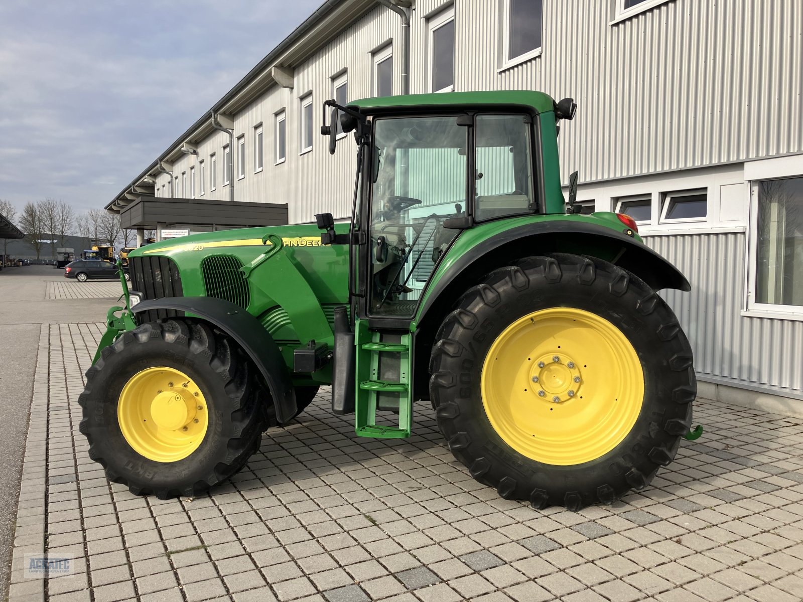 Traktor tip John Deere 6620, Gebrauchtmaschine in Salching bei Straubing (Poză 13)