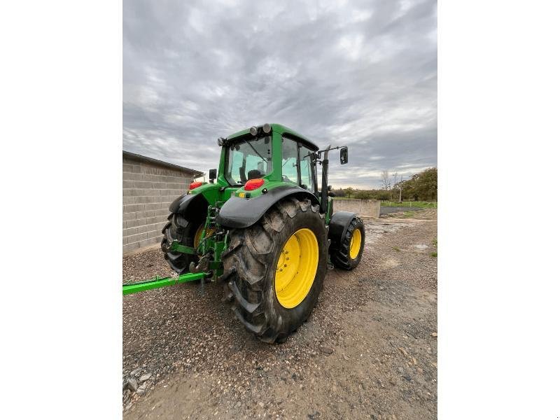 Traktor van het type John Deere 6630 PREMIUM, Gebrauchtmaschine in LE PONT CHRETIEN (Foto 3)