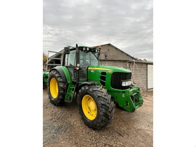 Traktor van het type John Deere 6630 PREMIUM, Gebrauchtmaschine in LE PONT CHRETIEN (Foto 1)