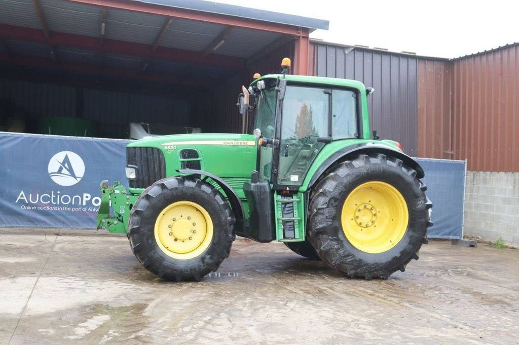 Traktor от тип John Deere 6630 Premium, Gebrauchtmaschine в Antwerpen (Снимка 1)