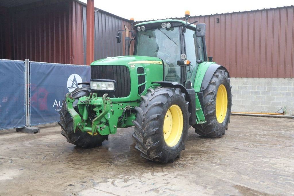 Traktor от тип John Deere 6630 Premium, Gebrauchtmaschine в Antwerpen (Снимка 10)