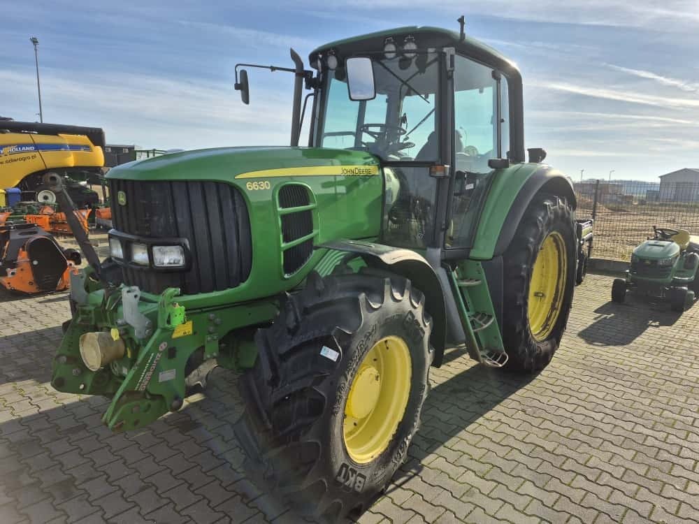 Traktor of the type John Deere 6630, Gebrauchtmaschine in Mrągowo (Picture 2)