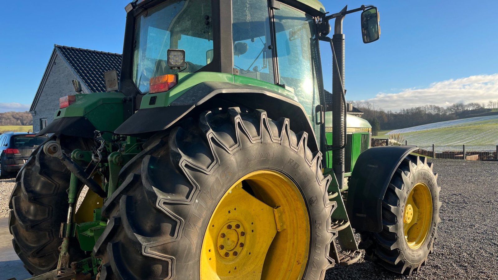 Traktor des Typs John Deere 6800 Frontlift, Gebrauchtmaschine in Vejle (Bild 4)