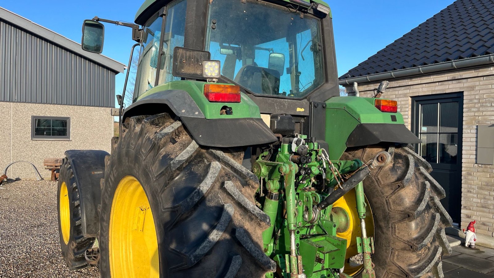 Traktor des Typs John Deere 6800 Frontlift, Gebrauchtmaschine in Vejle (Bild 3)