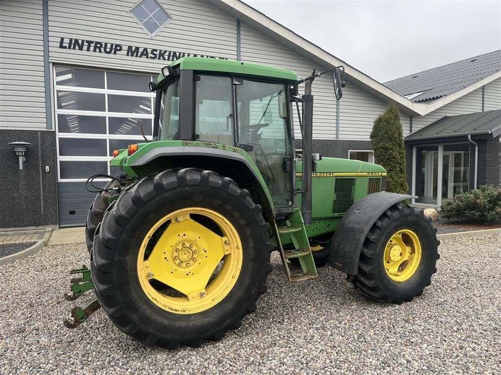 Traktor des Typs John Deere 6800 Med frontlift., Gebrauchtmaschine in Lintrup (Bild 16)