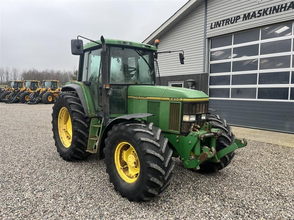 Traktor des Typs John Deere 6800 Med frontlift., Gebrauchtmaschine in Lintrup (Bild 19)