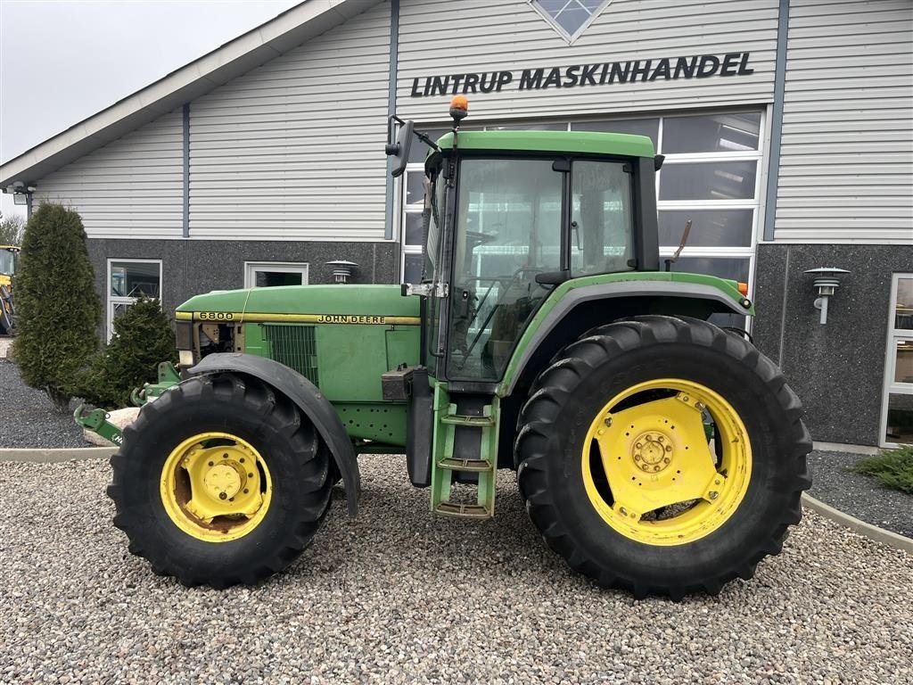 Traktor des Typs John Deere 6800 Med frontlift., Gebrauchtmaschine in Lintrup (Bild 14)