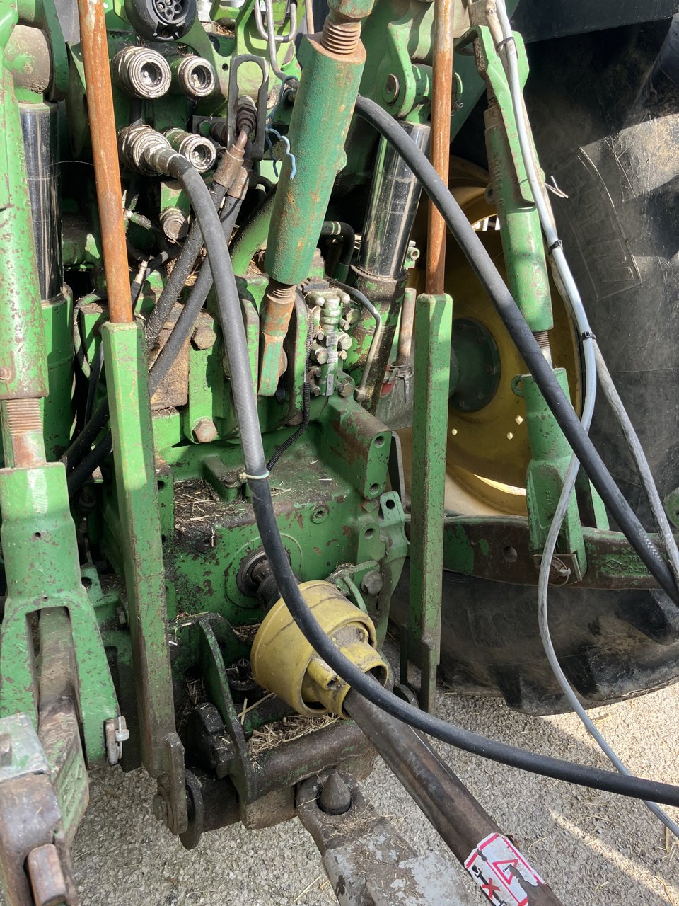 Traktor типа John Deere 6800, Gebrauchtmaschine в MORLHON LE HAUT (Фотография 10)