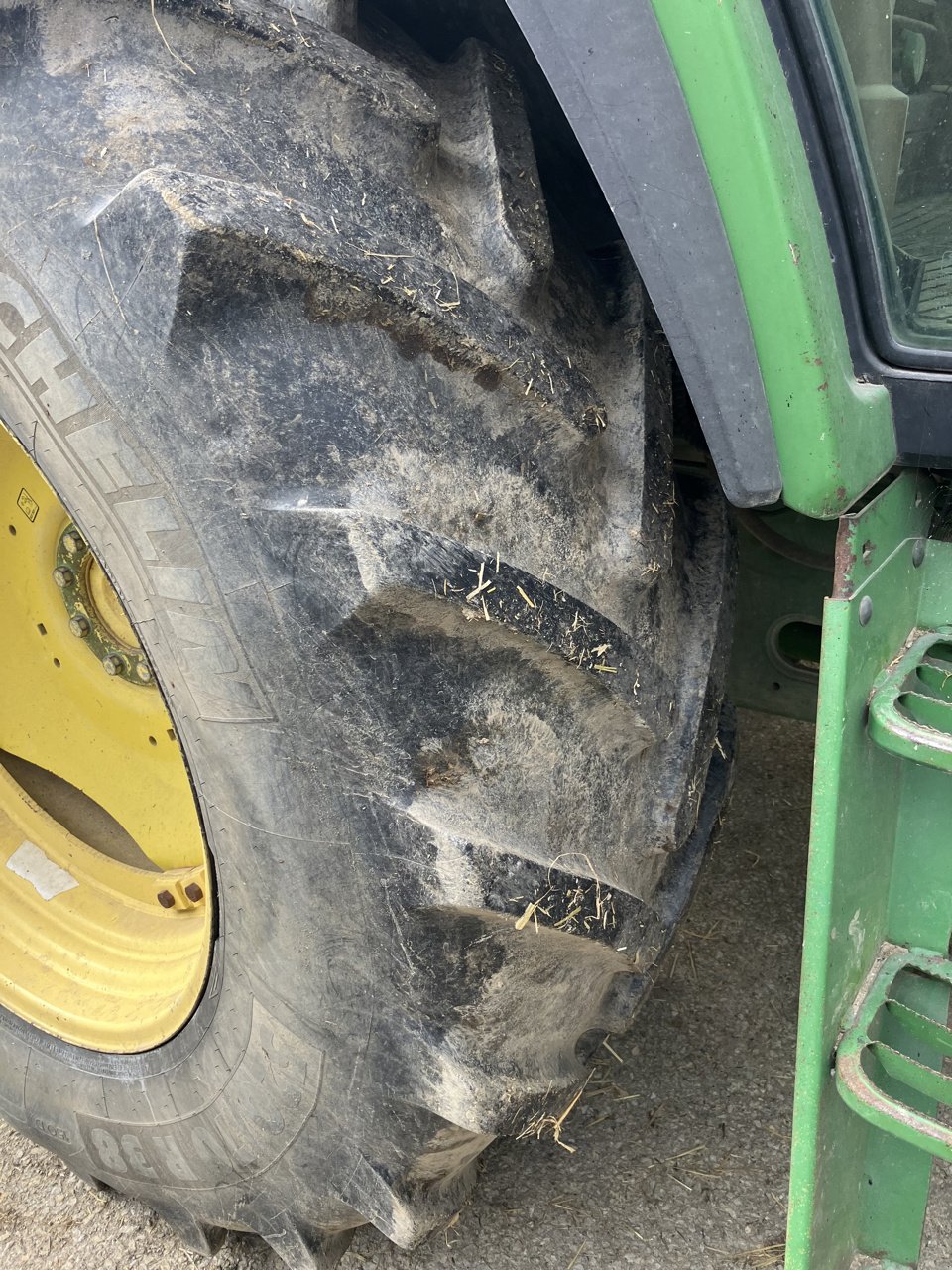 Traktor типа John Deere 6800, Gebrauchtmaschine в MORLHON LE HAUT (Фотография 9)