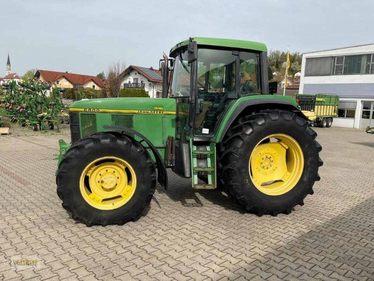 Traktor des Typs John Deere 6800, Gebrauchtmaschine in Büchlberg (Bild 3)