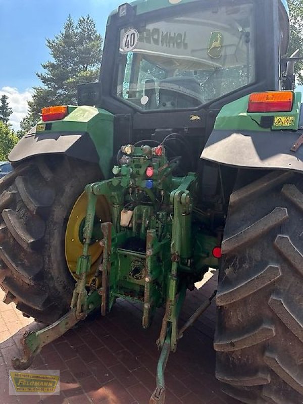 Traktor от тип John Deere 6810 Premium, Gebrauchtmaschine в Neuenkirchen-Vinte (Снимка 4)