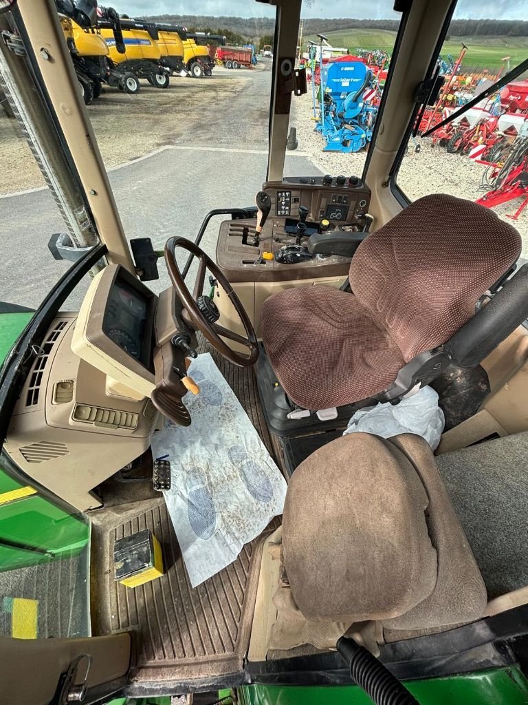Traktor typu John Deere 6810, Gebrauchtmaschine w VERT TOULON (Zdjęcie 8)