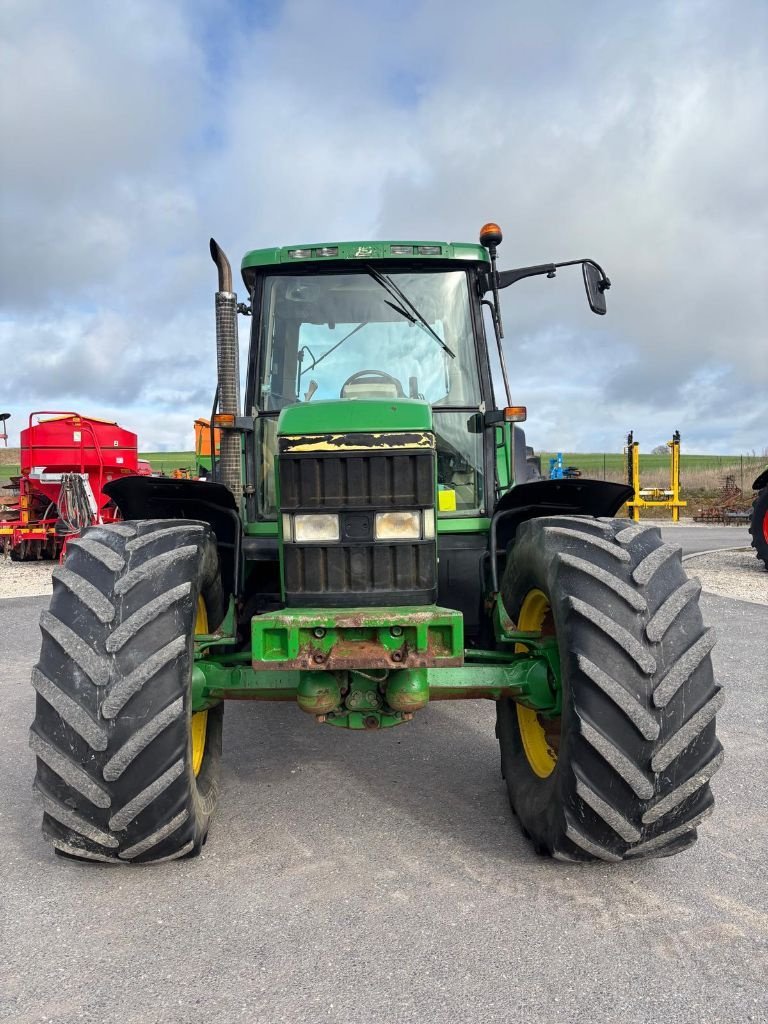 Traktor typu John Deere 6810, Gebrauchtmaschine w VERT TOULON (Zdjęcie 7)