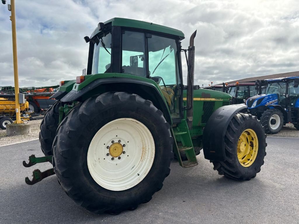 Traktor typu John Deere 6810, Gebrauchtmaschine w VERT TOULON (Zdjęcie 5)