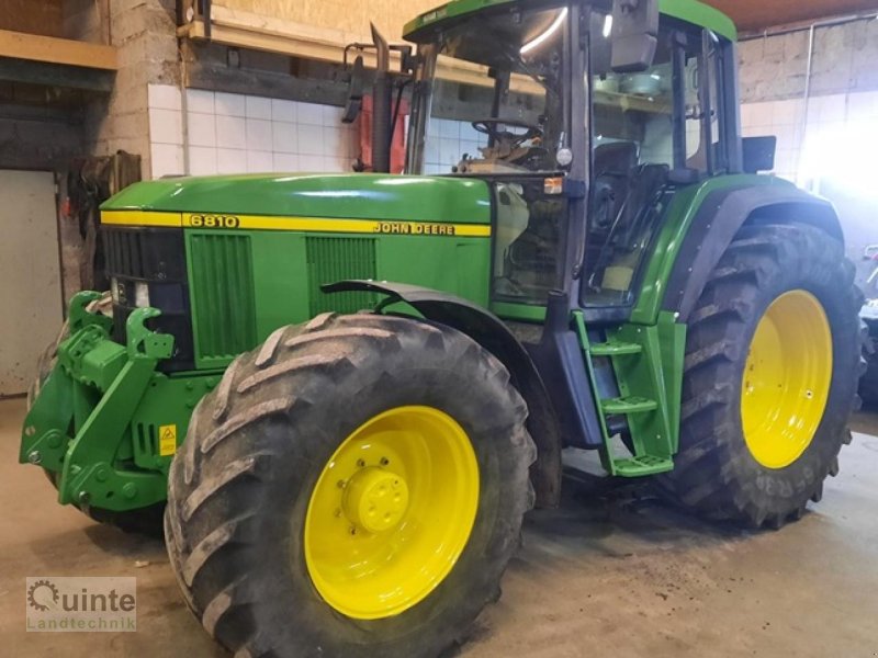 Traktor of the type John Deere 6810, Gebrauchtmaschine in Lichtenau-Kleinenberg (Picture 1)
