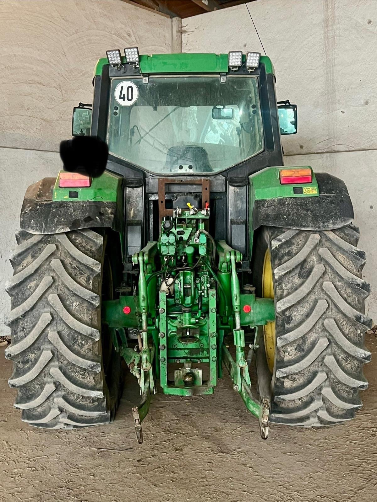 Traktor типа John Deere 6810, Gebrauchtmaschine в Landshut (Фотография 3)