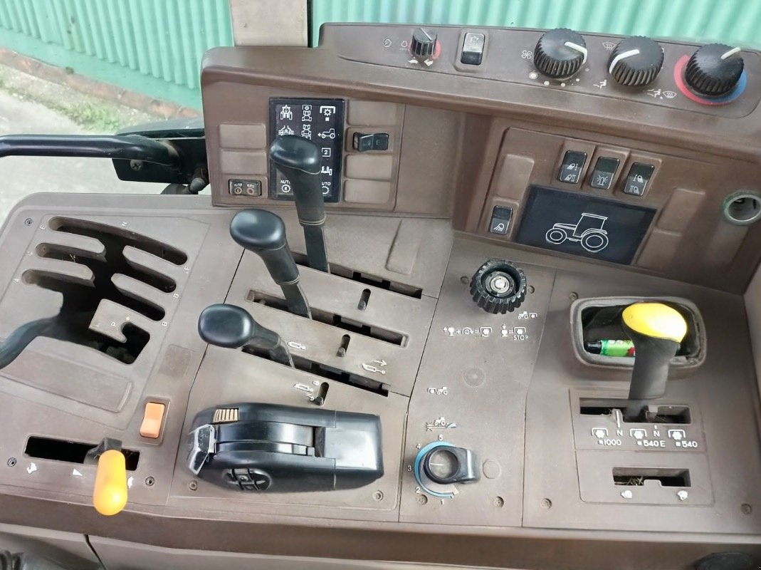 Traktor του τύπου John Deere 6820 PQ + FL, Gebrauchtmaschine σε Liebenwalde (Φωτογραφία 10)