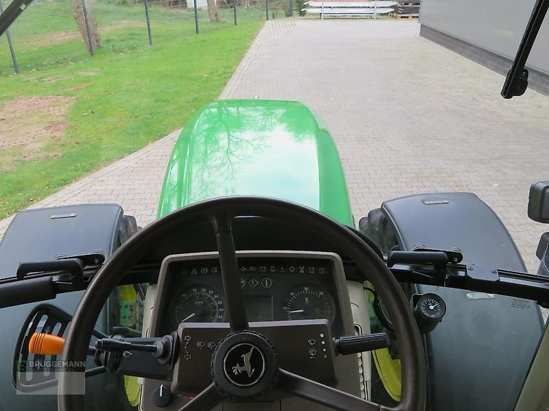 Traktor typu John Deere 6820 Premium, 7200 Std., Kriechganggetriebe, Gebrauchtmaschine v Meppen (Obrázek 17)