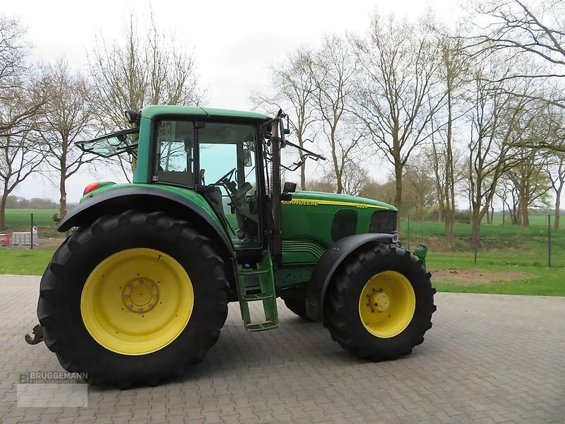 Traktor typu John Deere 6820 Premium, 7200 Std., Kriechganggetriebe, Gebrauchtmaschine v Meppen (Obrázek 5)