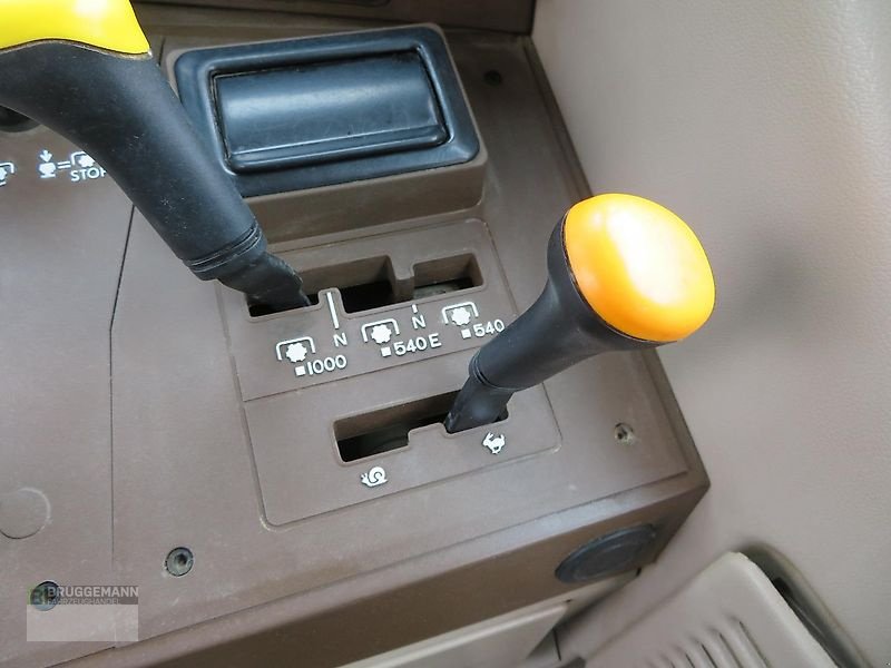 Traktor typu John Deere 6820 Premium, 7200 Std., Kriechganggetriebe, Gebrauchtmaschine v Meppen (Obrázek 15)