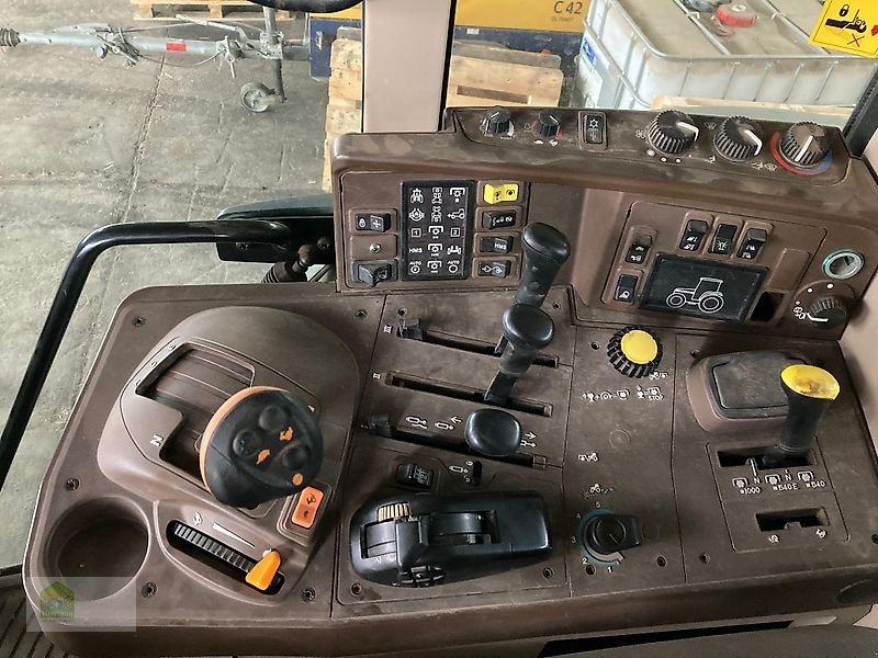 Traktor Türe ait John Deere 6820 Premium *Auto Quad*, Gebrauchtmaschine içinde Salsitz (resim 9)