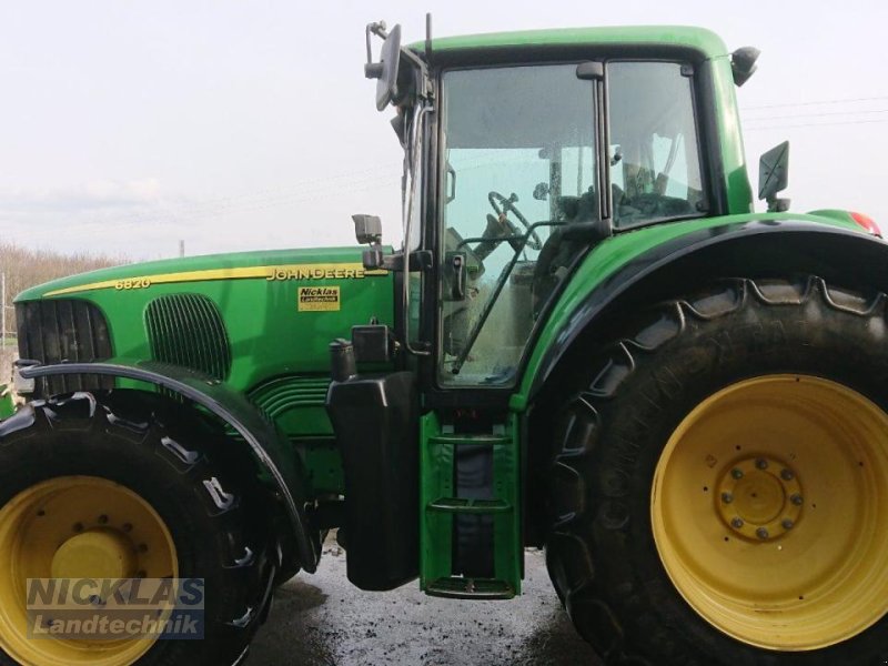 Traktor des Typs John Deere 6820 Premium, Gebrauchtmaschine in Schirradorf