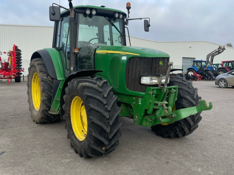 Traktor za tip John Deere 6820 PREMIUM, Gebrauchtmaschine u Neufchâtel-en-Bray (Slika 1)