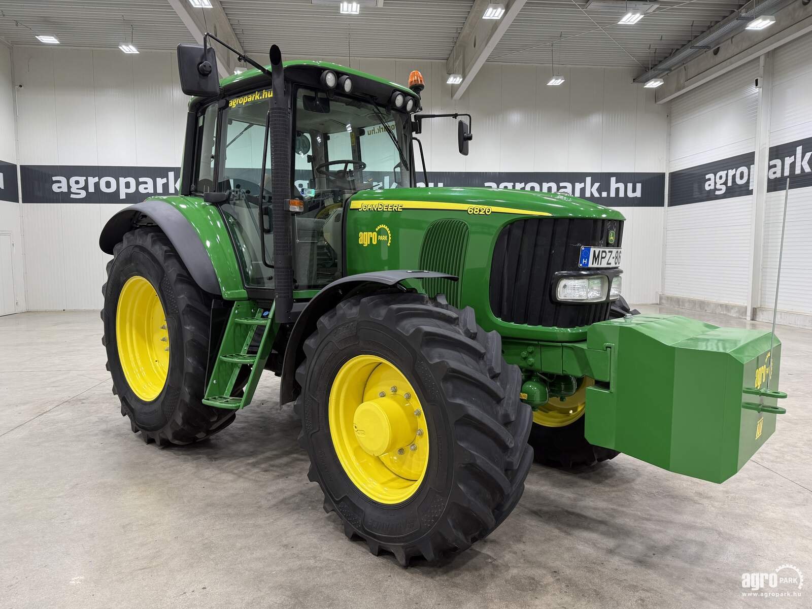 Traktor typu John Deere 6820, Gebrauchtmaschine v Csengele (Obrázok 2)
