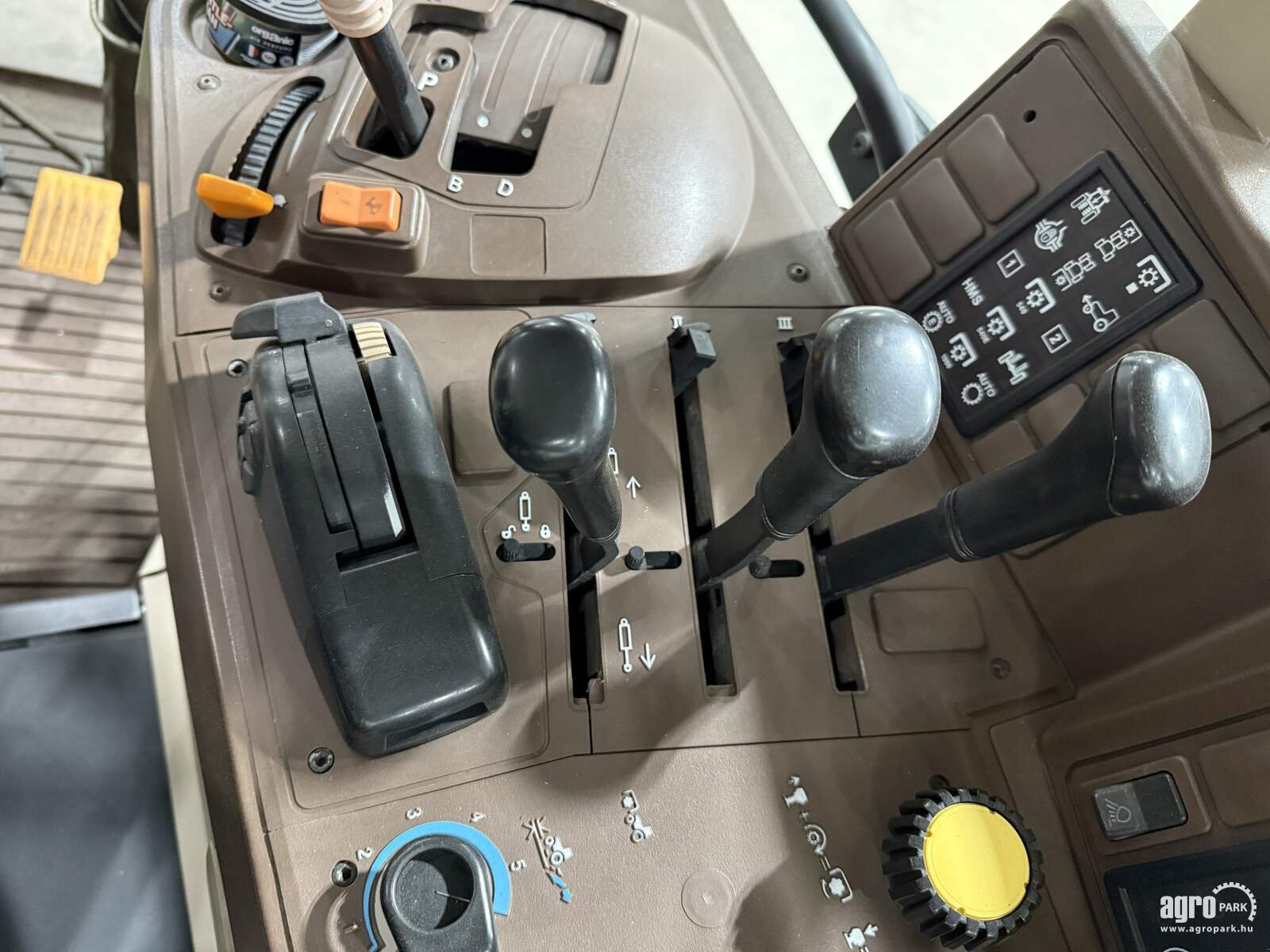 Traktor typu John Deere 6820, Gebrauchtmaschine v Csengele (Obrázok 14)