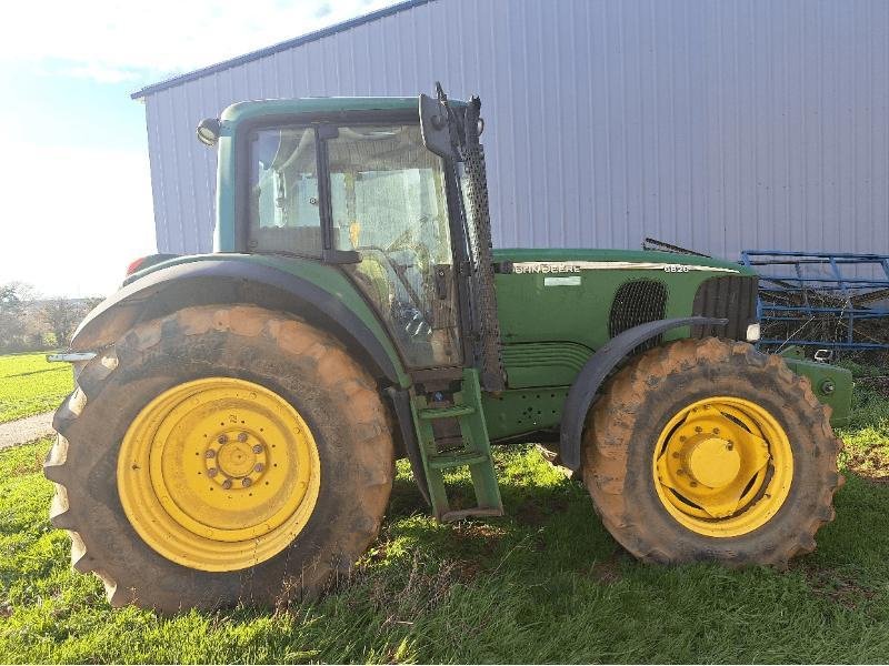 Traktor typu John Deere 6820, Gebrauchtmaschine v LE PONT CHRETIEN (Obrázek 2)