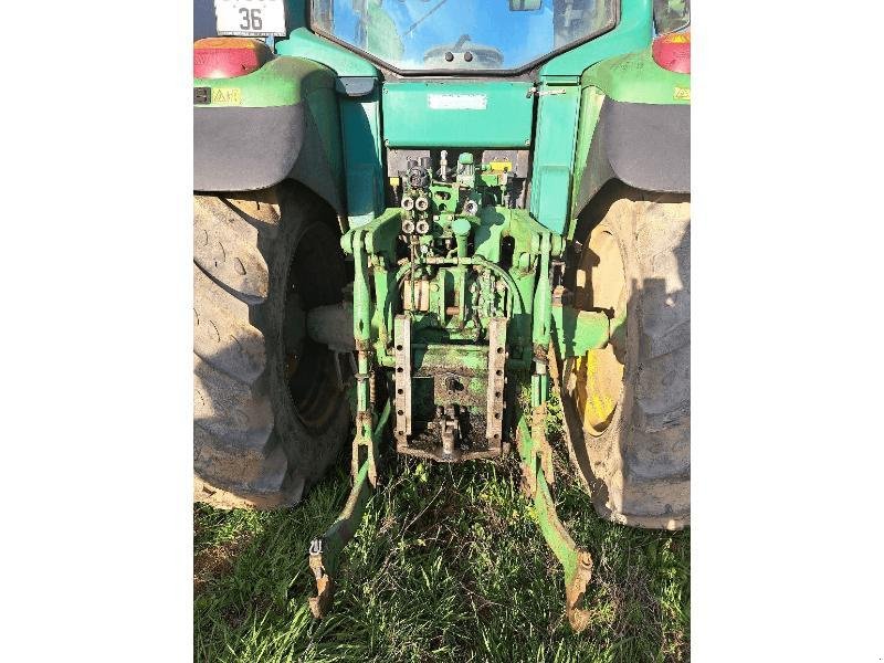 Traktor typu John Deere 6820, Gebrauchtmaschine v LE PONT CHRETIEN (Obrázek 5)