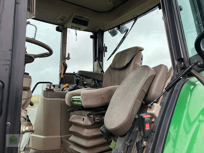 Traktor от тип John Deere 6830 Powr Quad, Gebrauchtmaschine в Salsitz (Снимка 27)