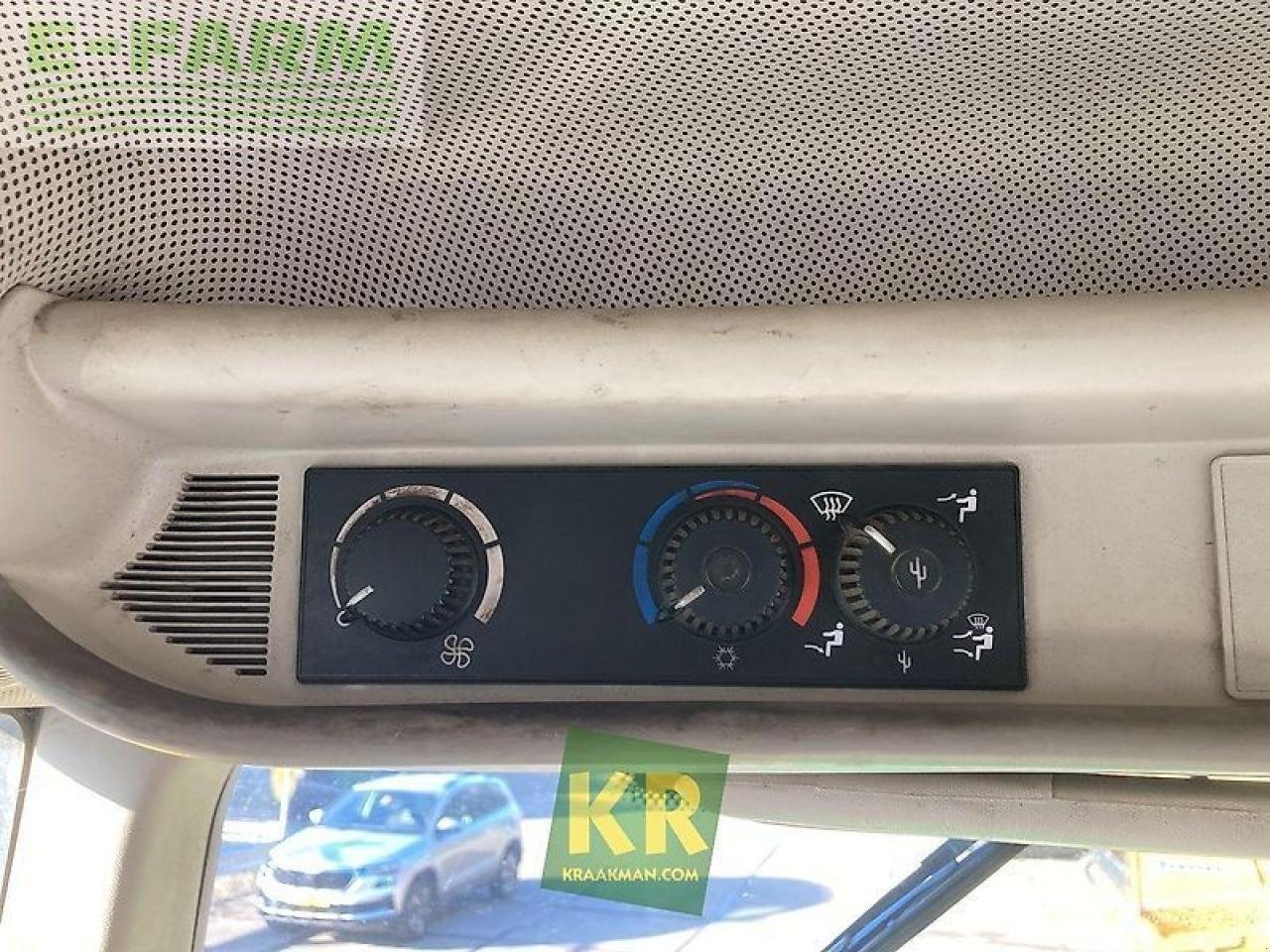 Traktor tip John Deere 6830 premium #51972, Gebrauchtmaschine in STEENBERGEN (Poză 13)