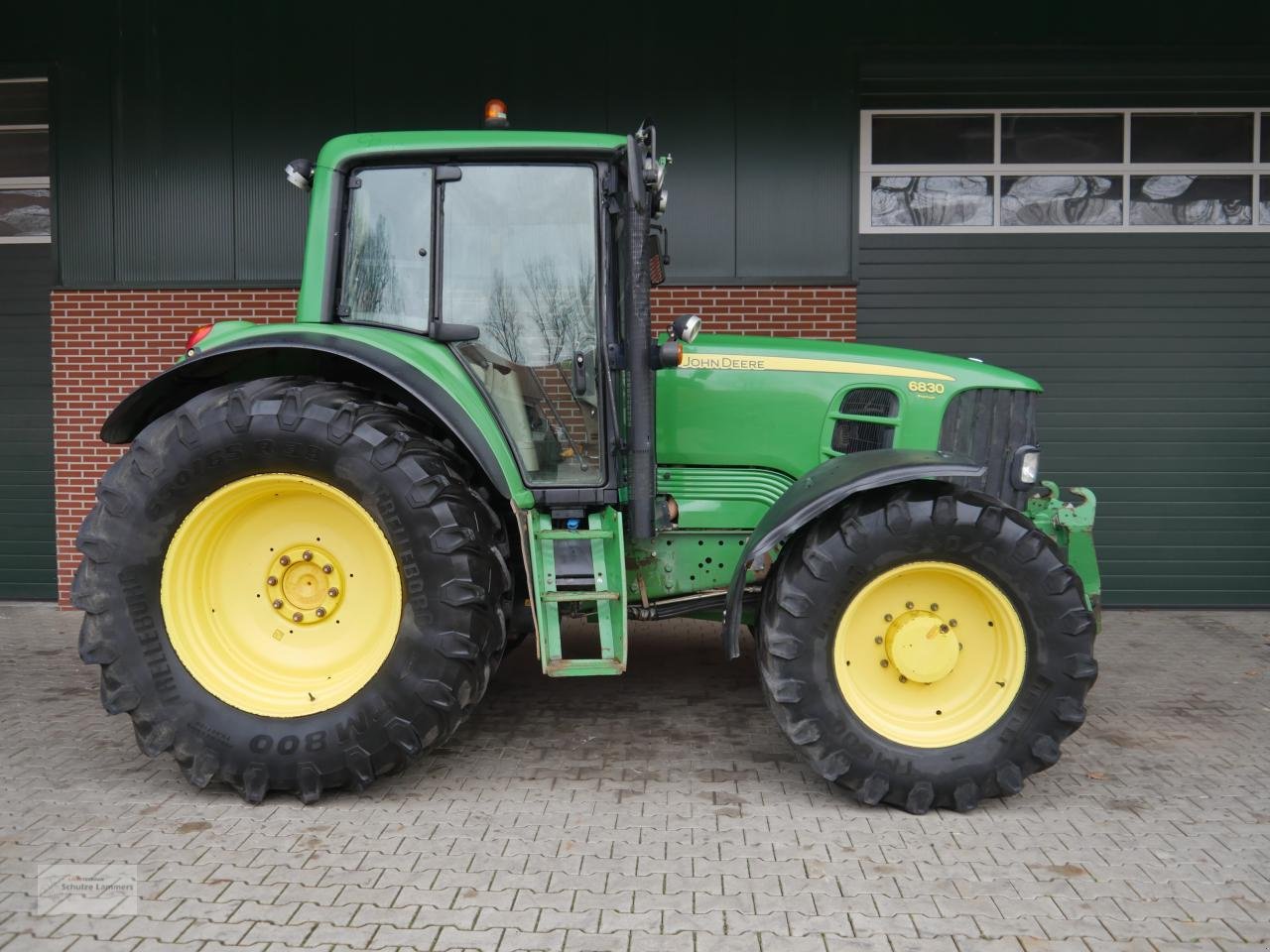 Traktor от тип John Deere 6830 Premium AP TLS, Gebrauchtmaschine в Borken (Снимка 5)